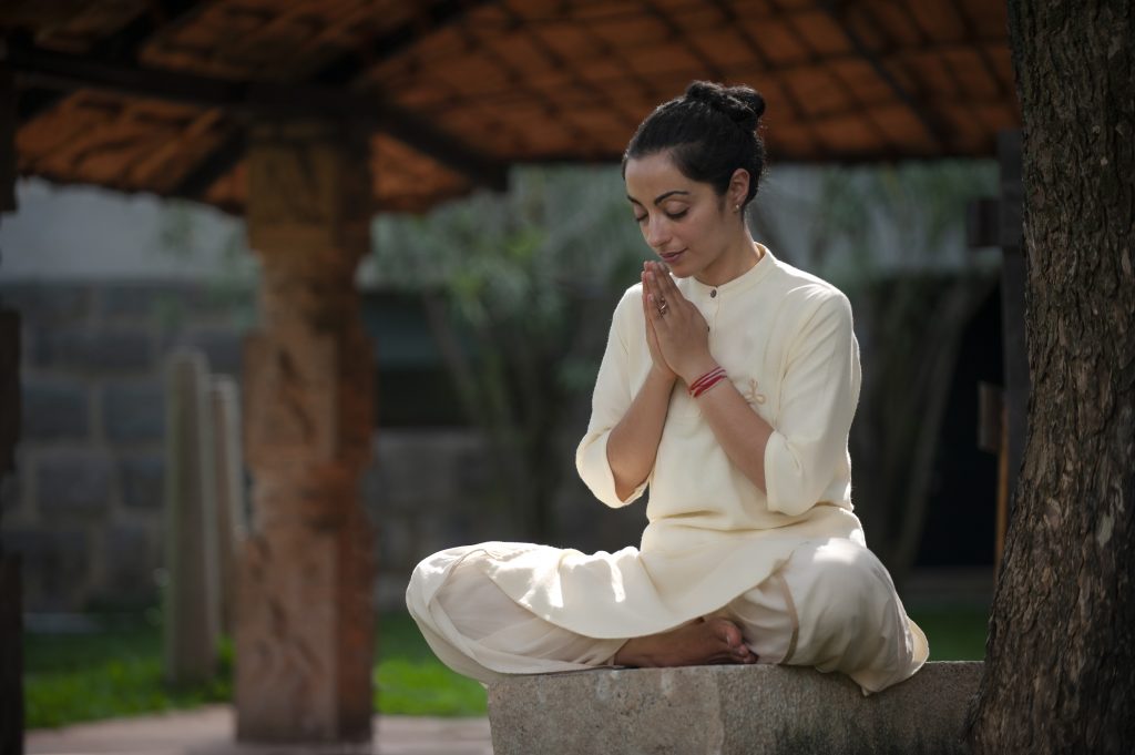 Isha Hatha Yoga Meditation Sadhguru